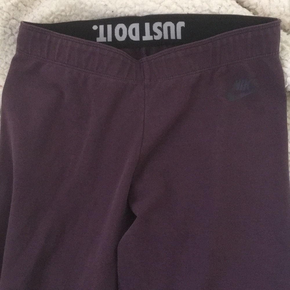 Purple Nike leggings